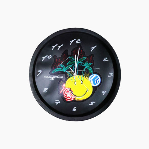 NU x Smiley® Island Clock | Multicolor
